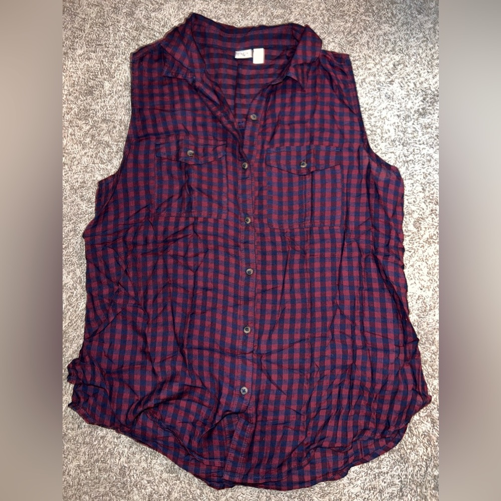 BP. Button down tank top